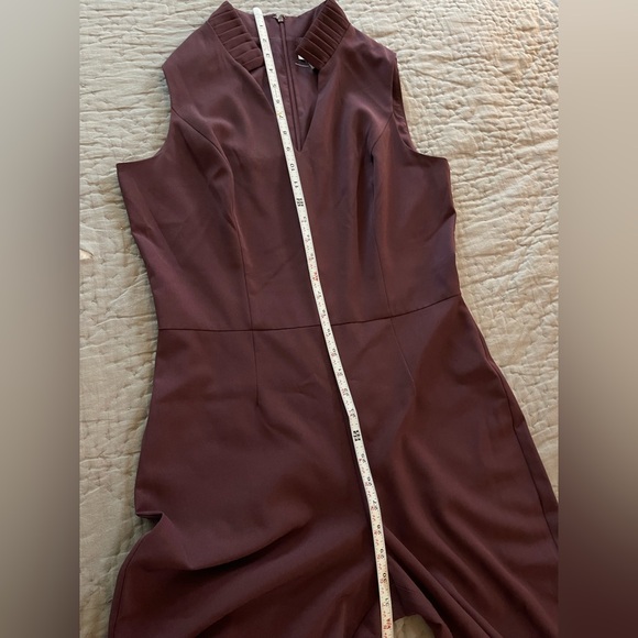 White House Black Market Burgundy Pleated Collar Jumpsuit Sz 8 Holidays Dressy - Picture 8 of 16